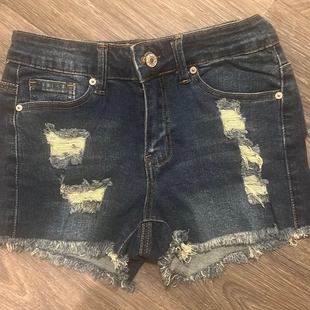 Eunina Kadence super high rise distressed denim shorts small